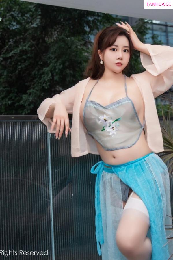 王格 王婉悠 [XiuRen]高清写真图 2023.03.28 No.6483 王婉悠Queen 布兜美臀第29张图片